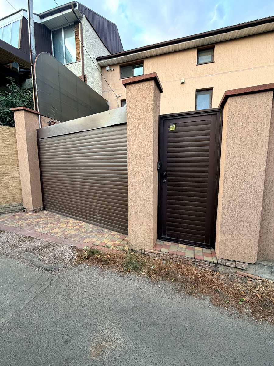 1876422425194433