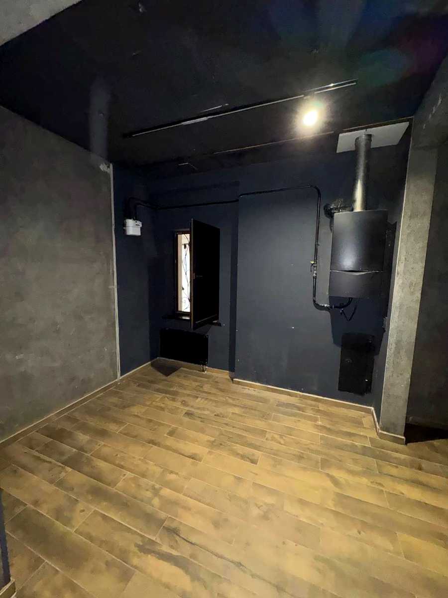 1876422890396089