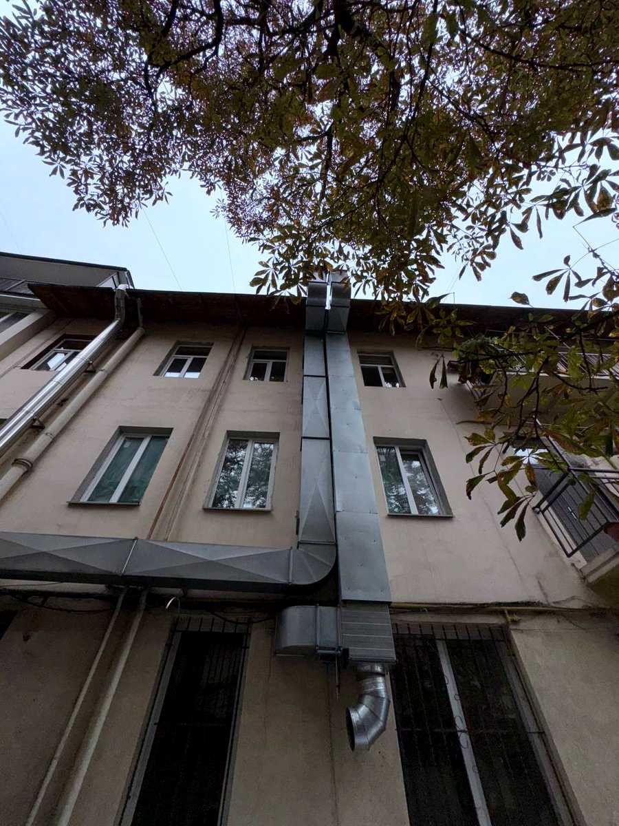 1876423341284228