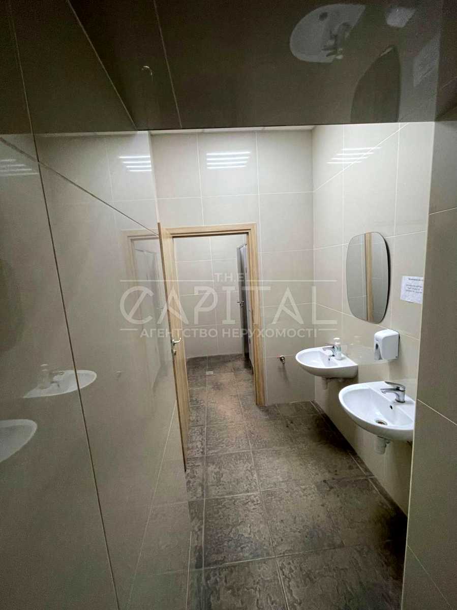 1876425109588373