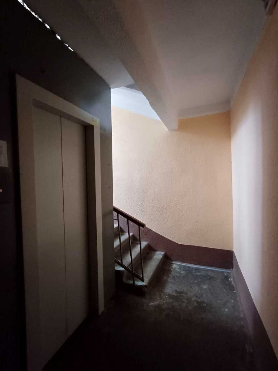 1876426366381812
