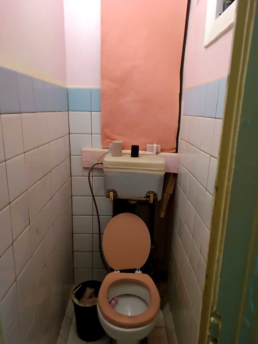 1876428736870565