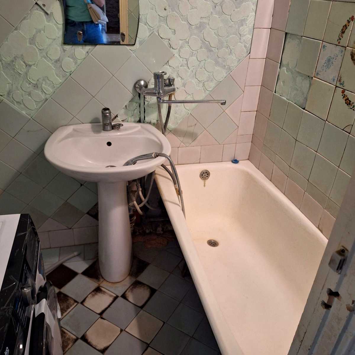 1876432222909247