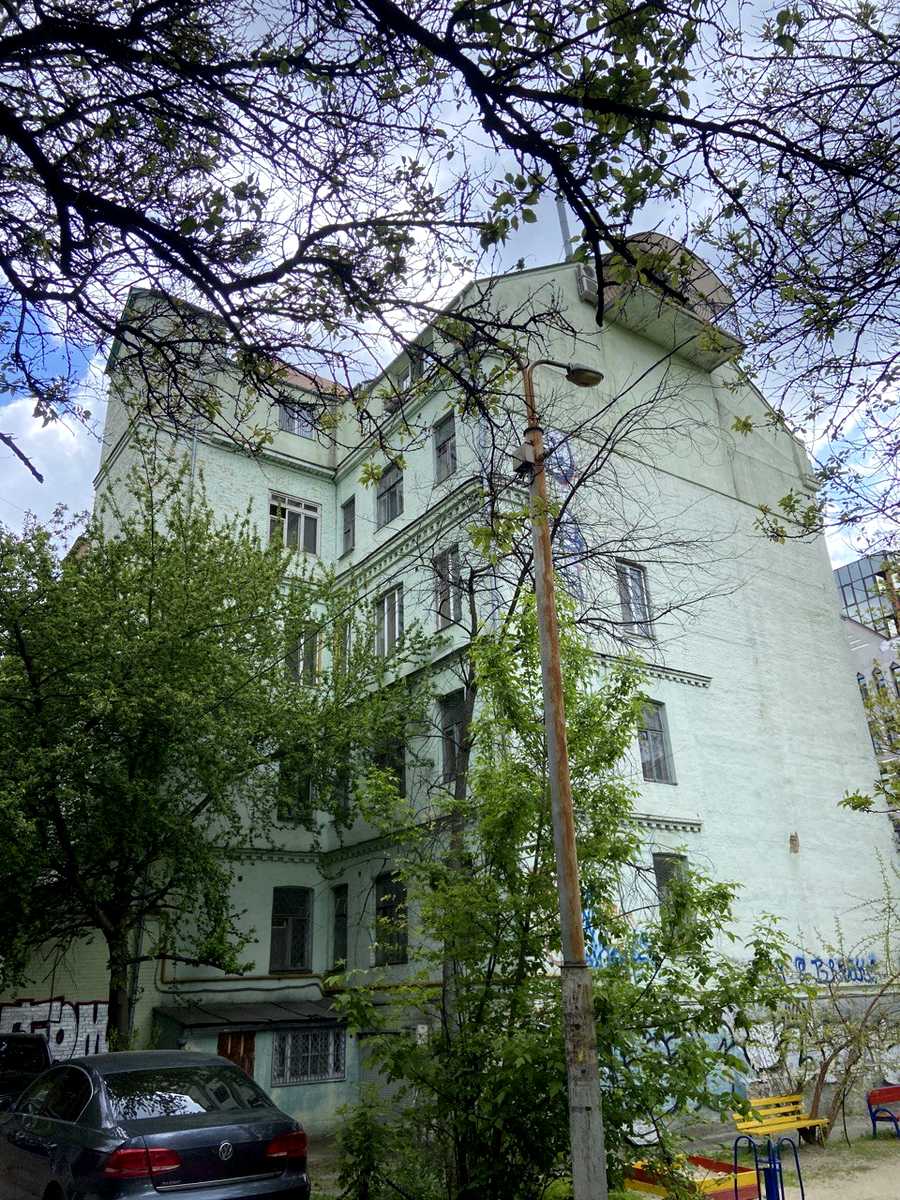 1876436642267902