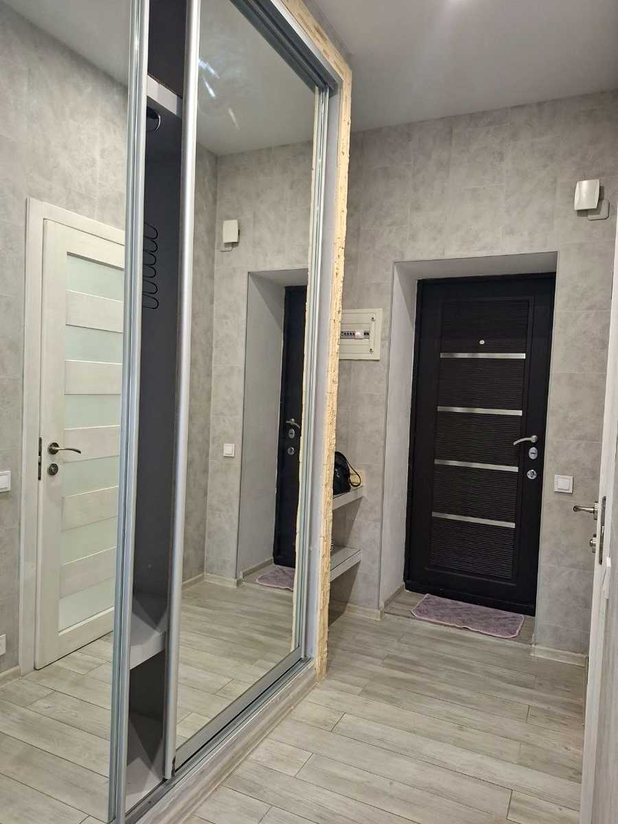 1876462443595489