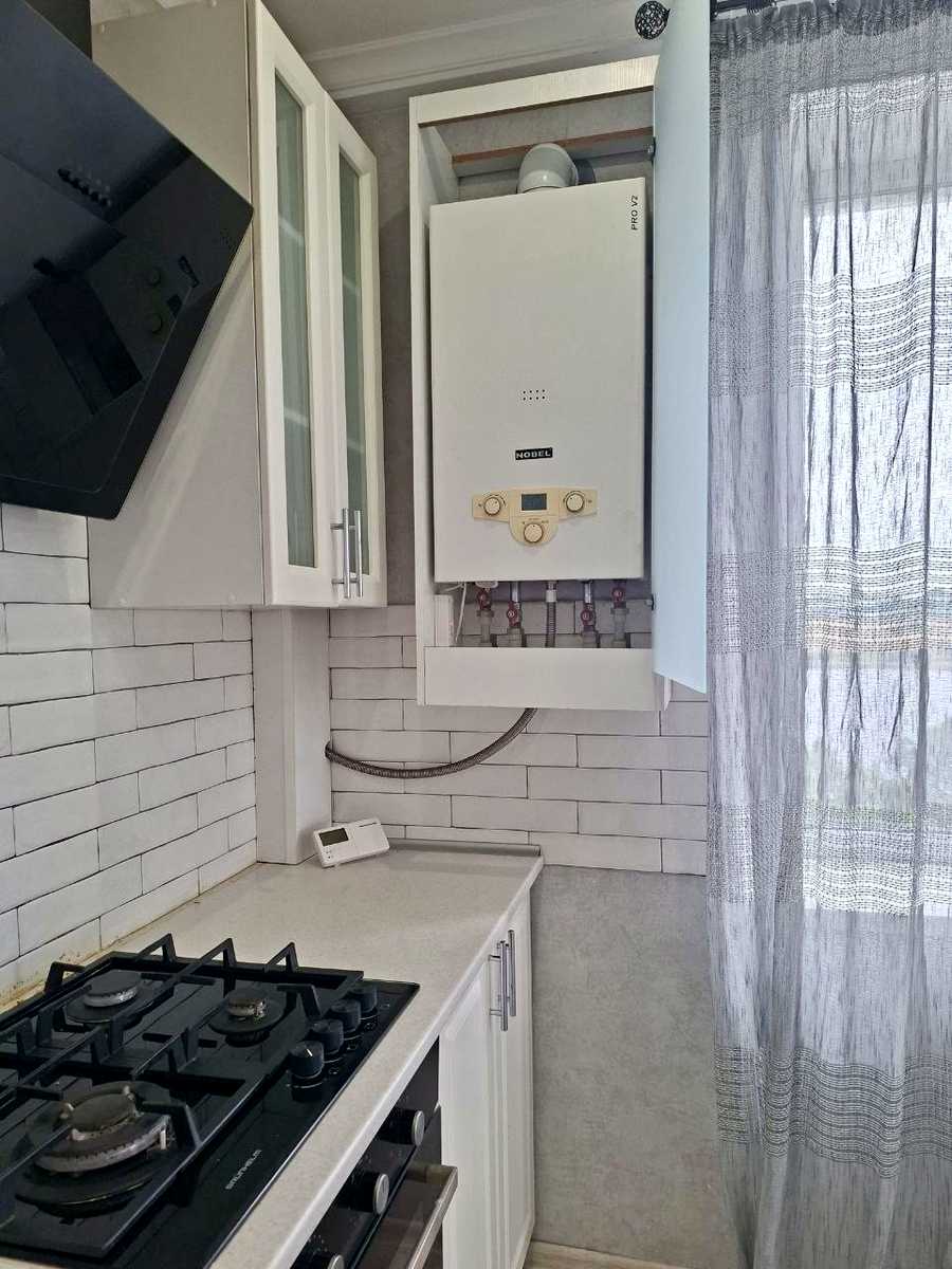 1876462443950910
