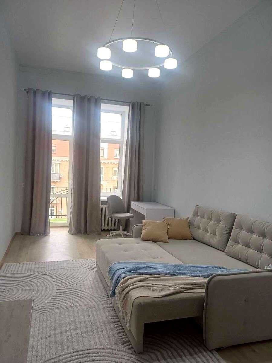 1876466831630910