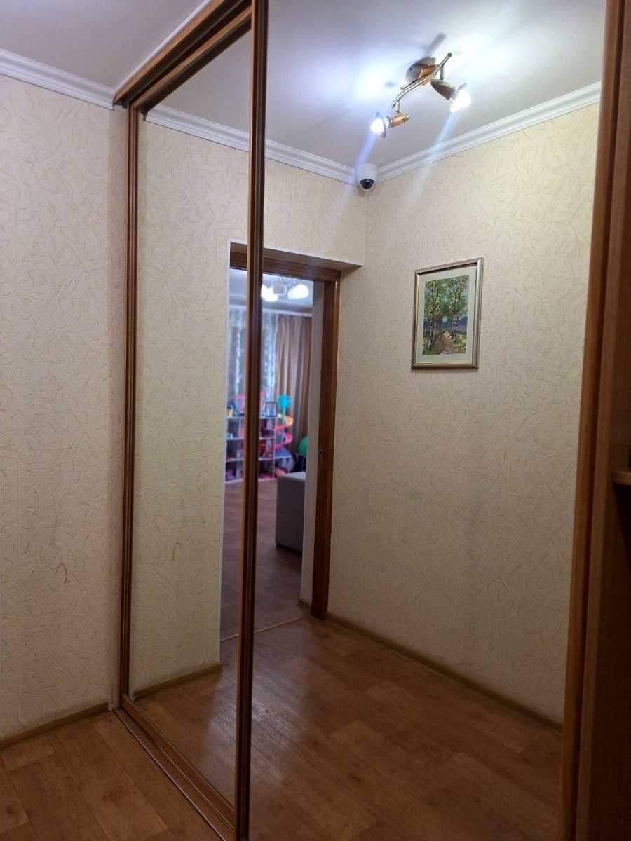 1876468289003849