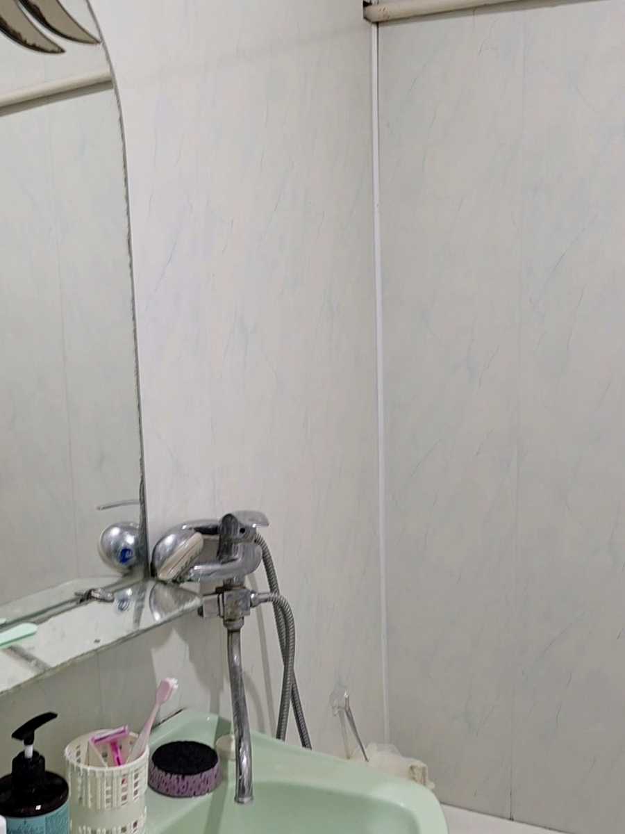 1876468481554522