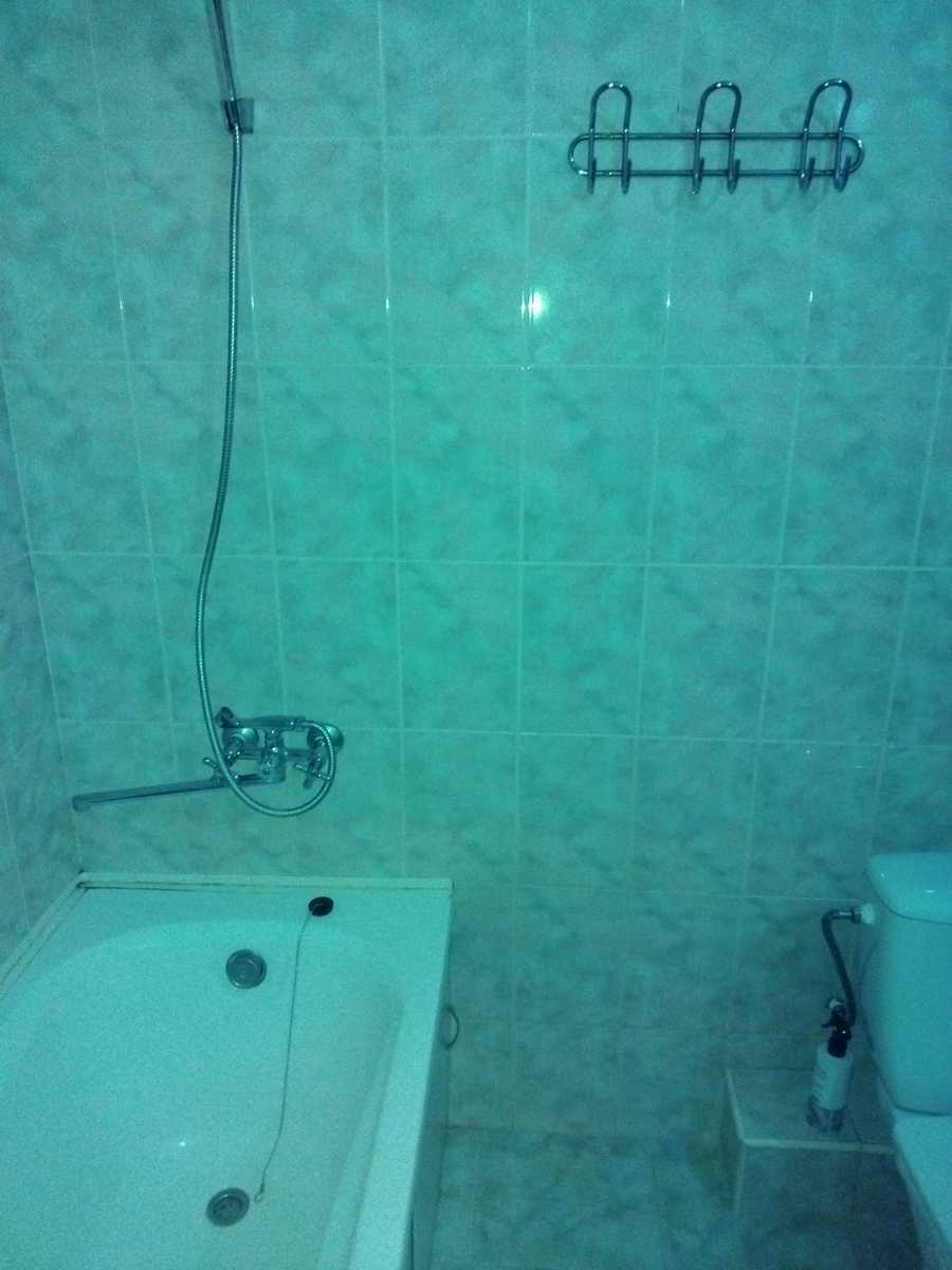 1876469637085328