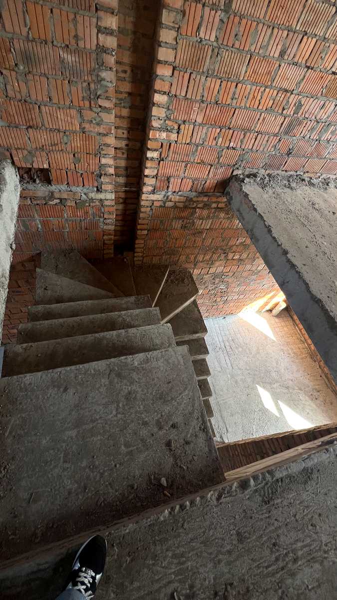 1876470423397392