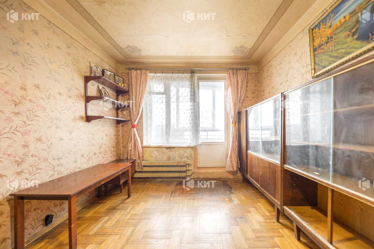 1876472303985304