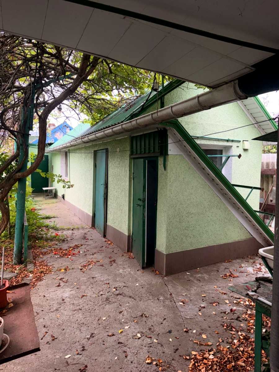 1876473002371344