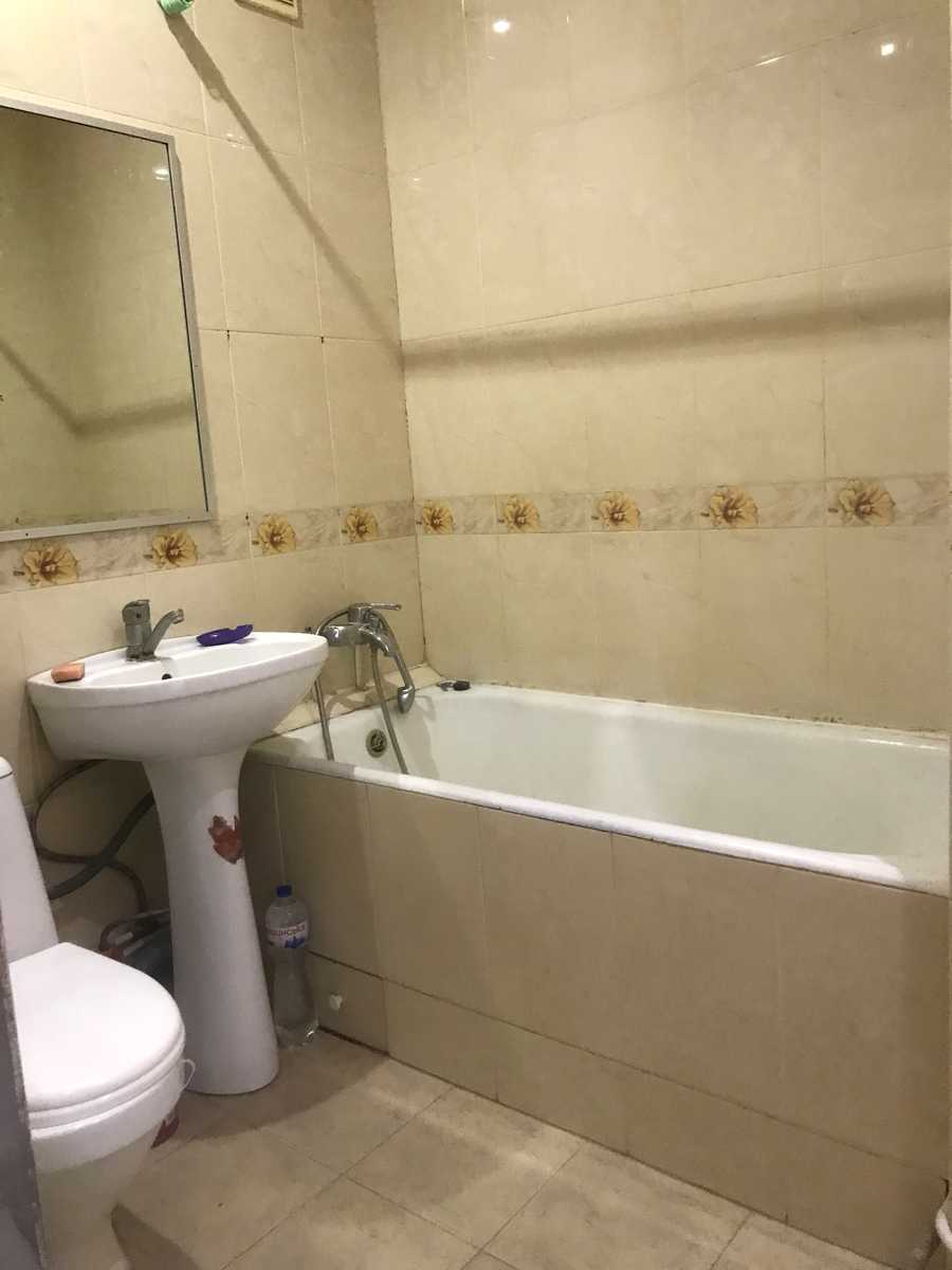 1876474244038303