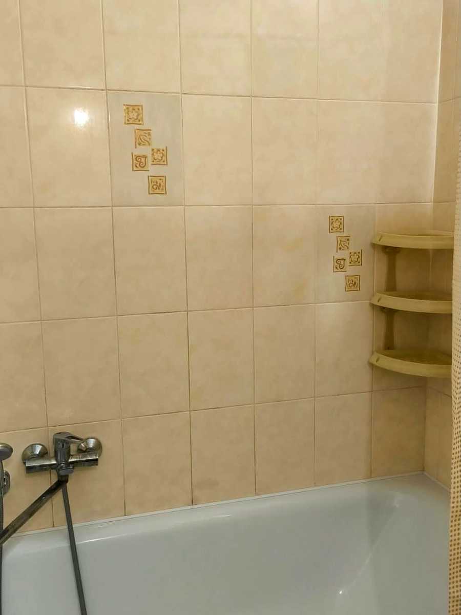 1876474826943903