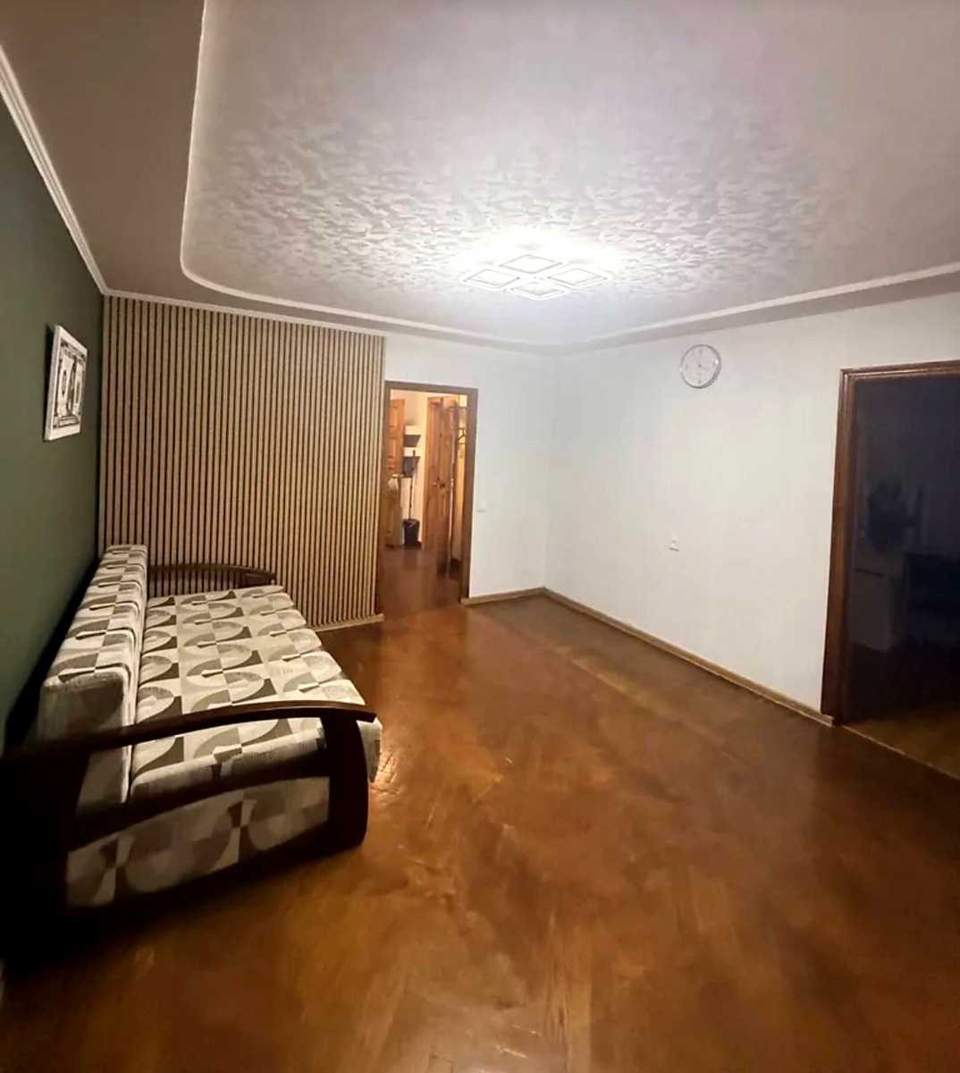 1876475433997257