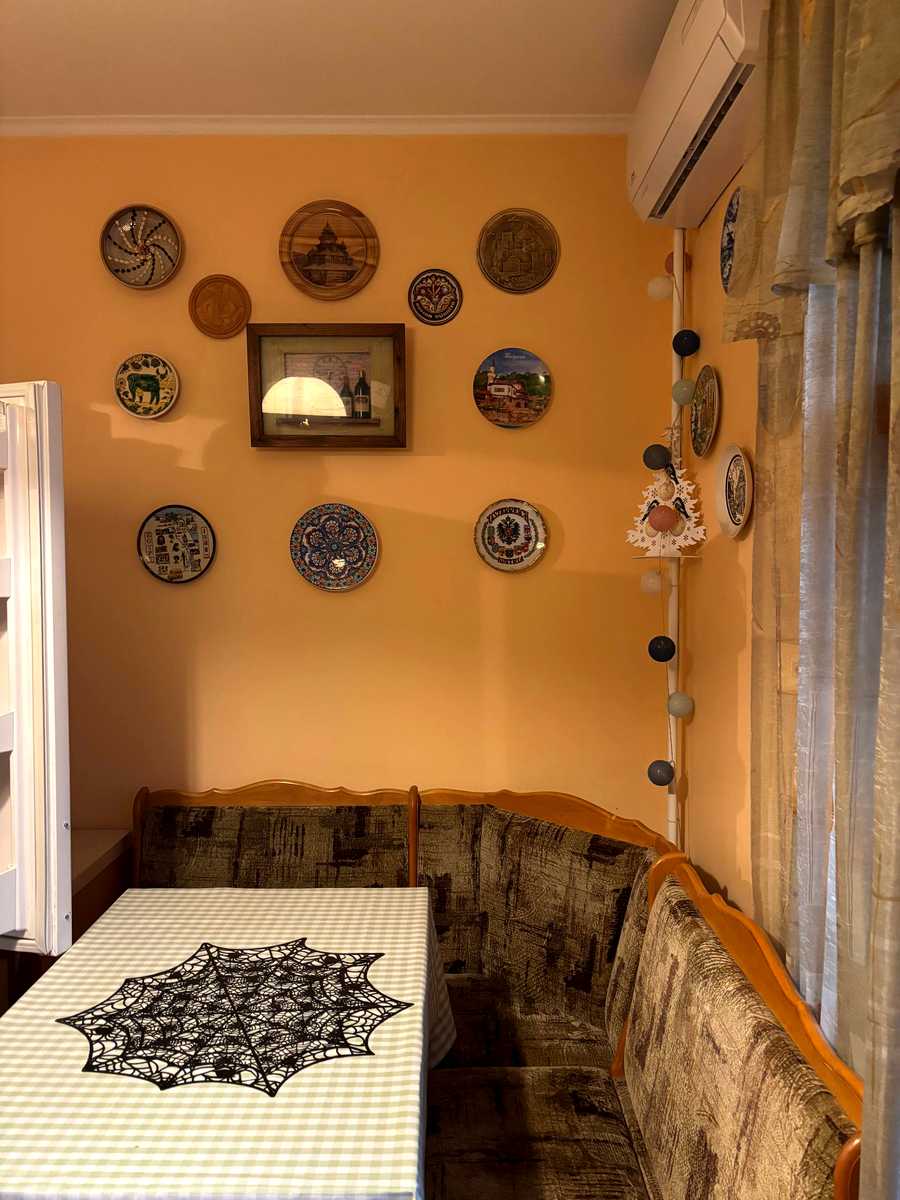 1876475581516844