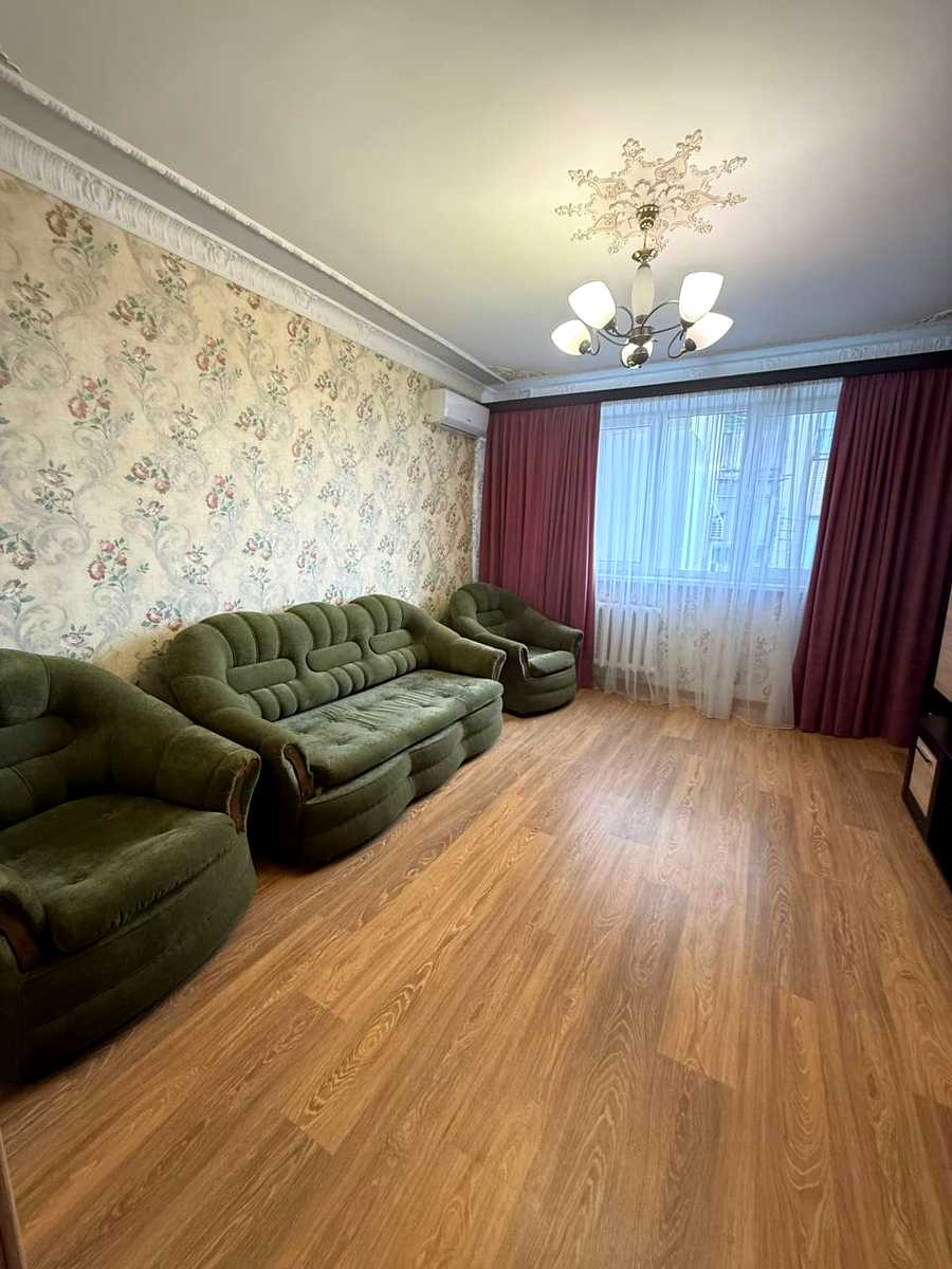 1876475635741864