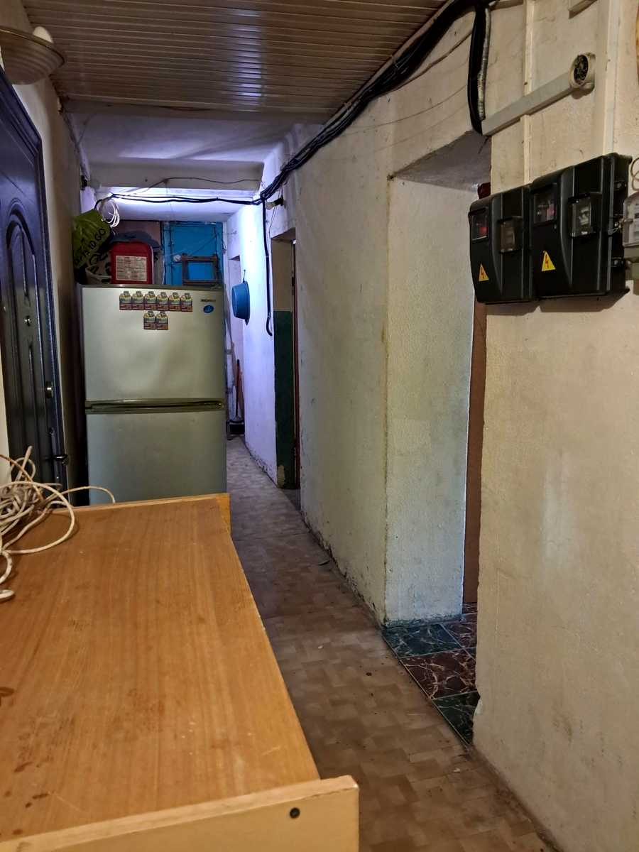 1876475818802951
