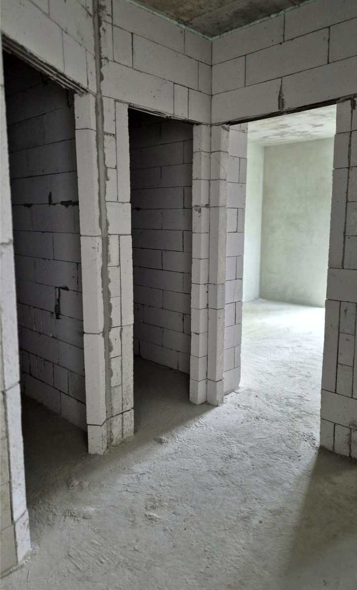 1876477321526331