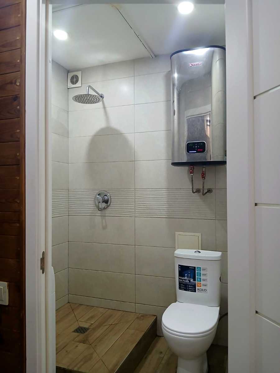 1876477495046318