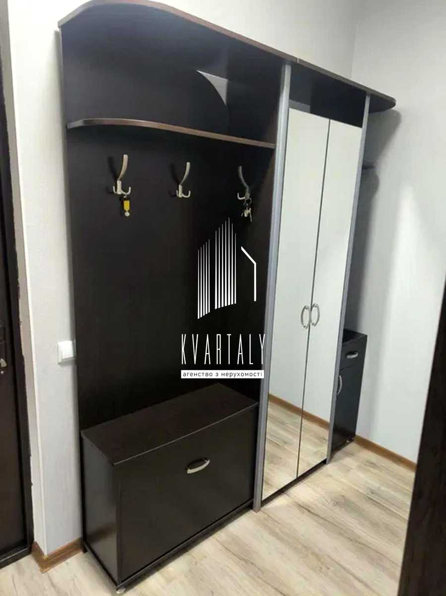 1876477980075892
