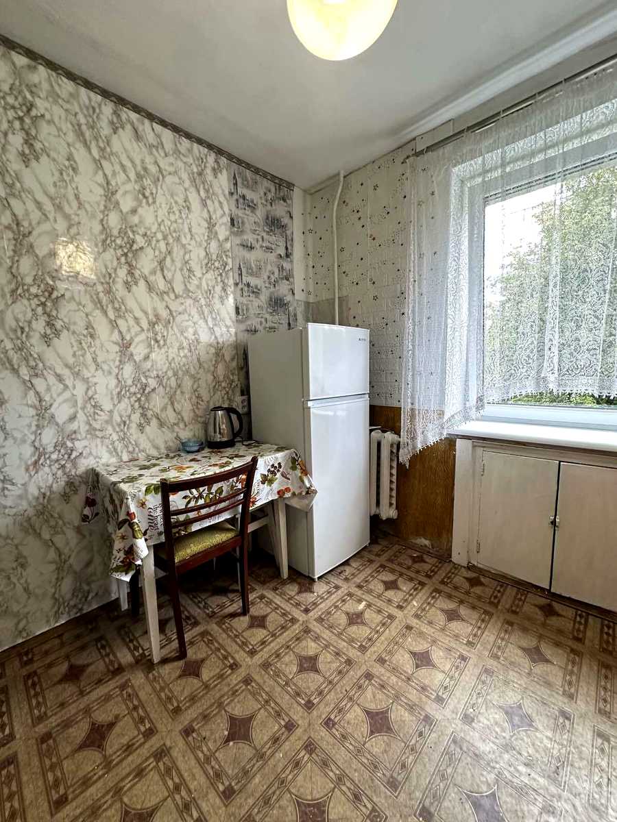 1876478181076003