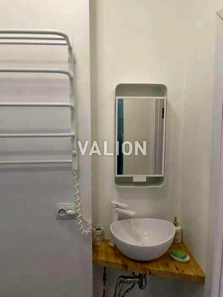 1876478402171076