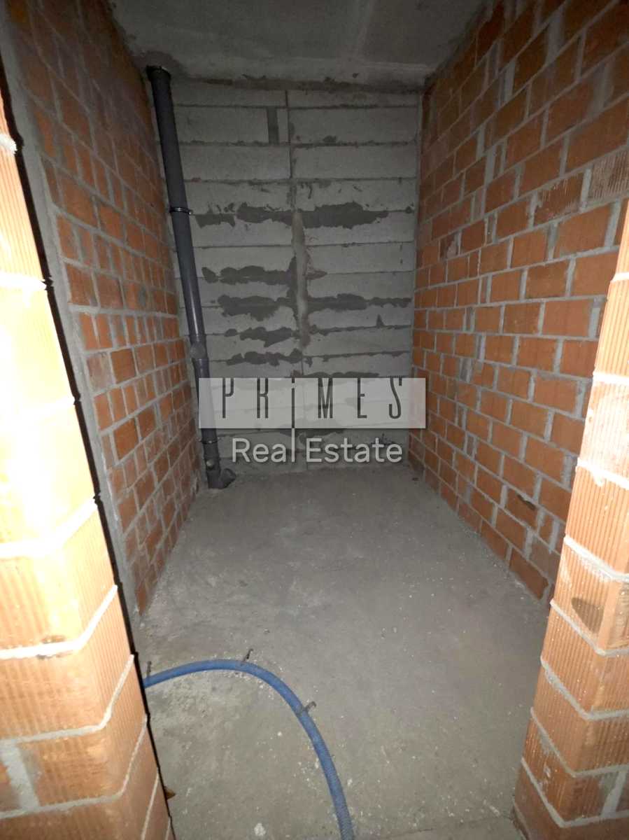 1876478596634449