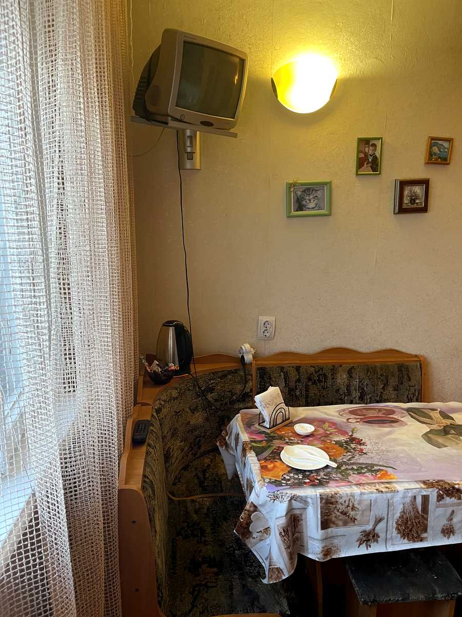 1876478713180071