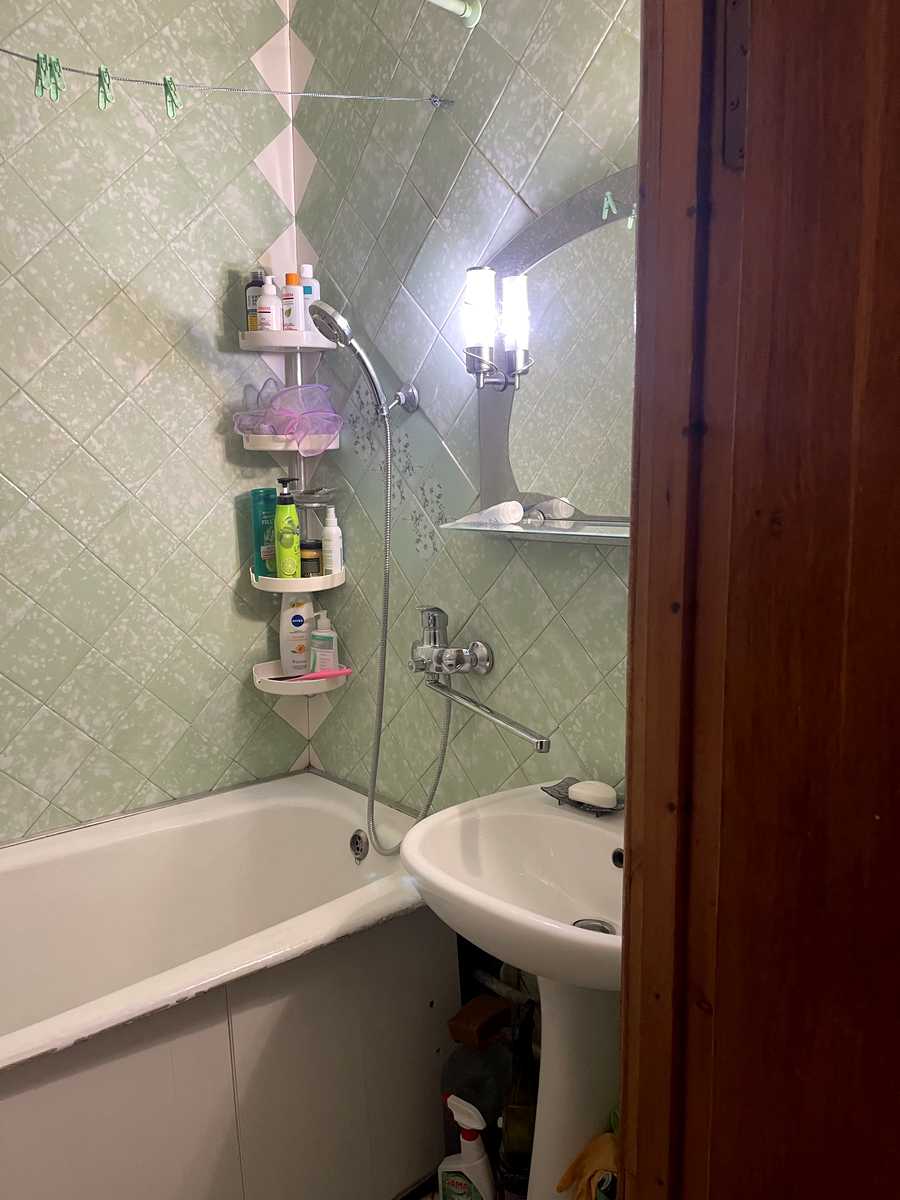 1876478725784001