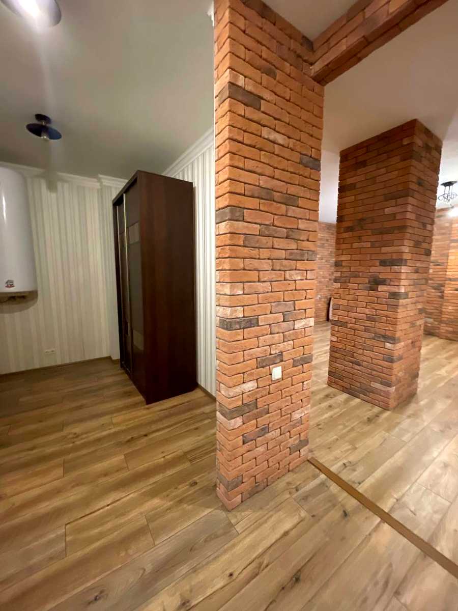 1876479303998111