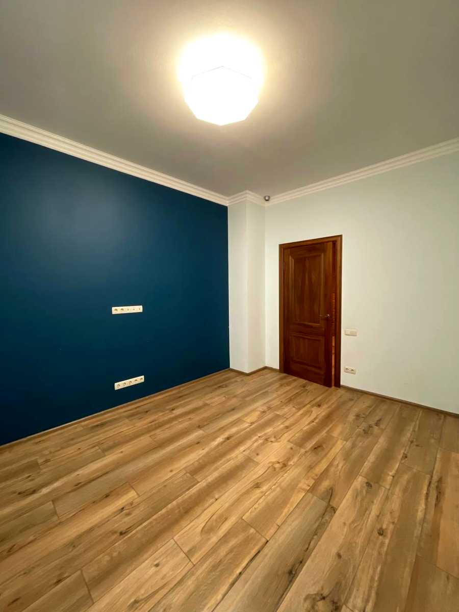 1876479305068102