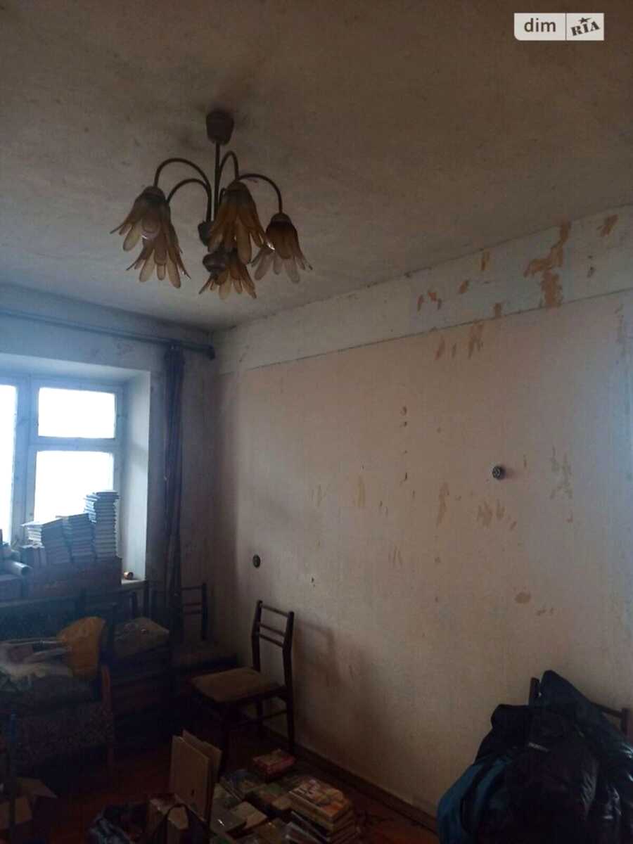 1876479457670448