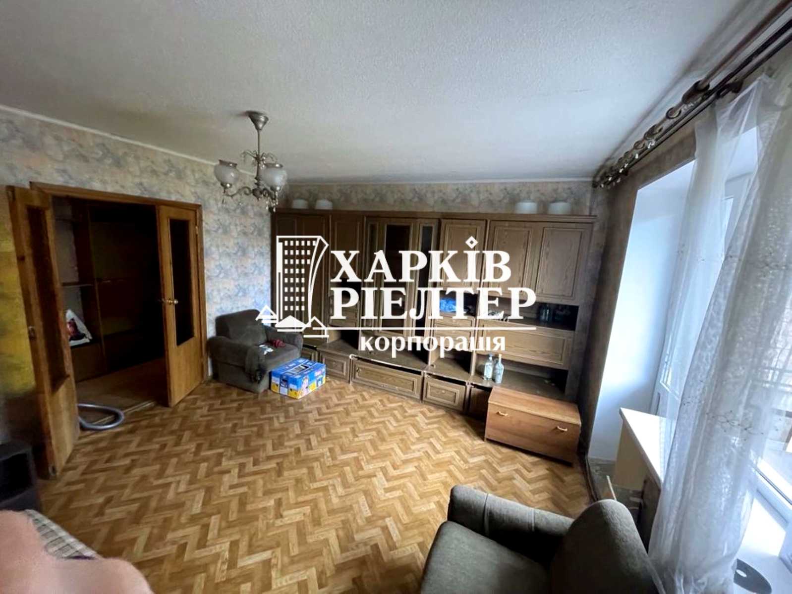 1876479860295724