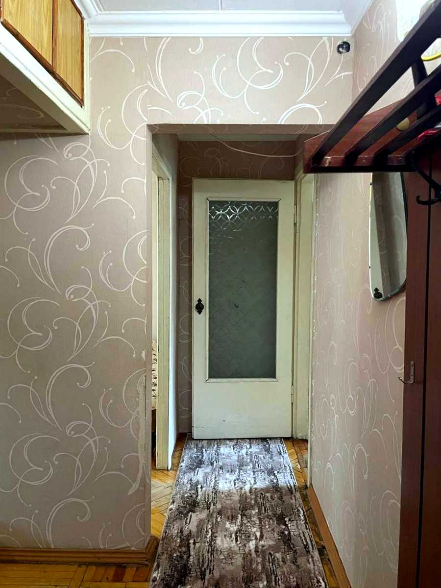 1876480135561759