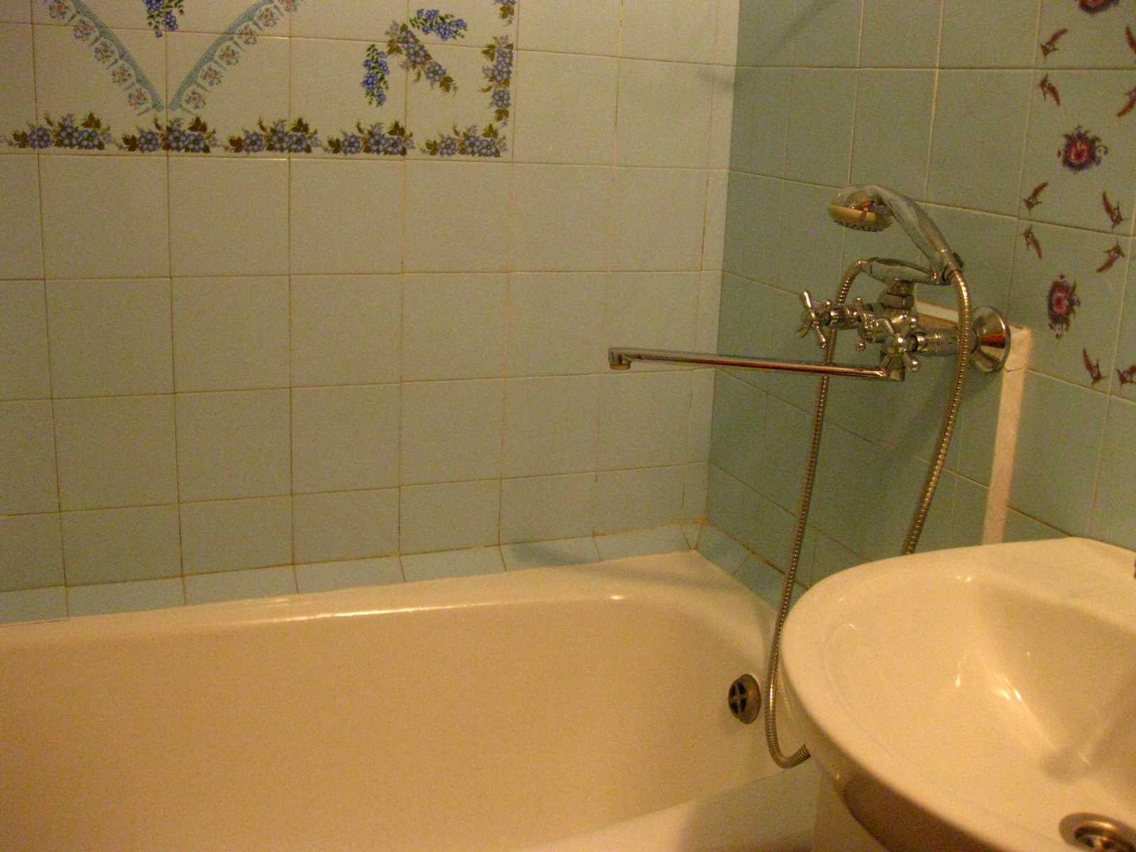 1876480411166460