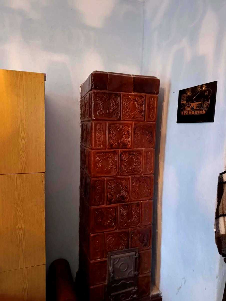 1876480445993459