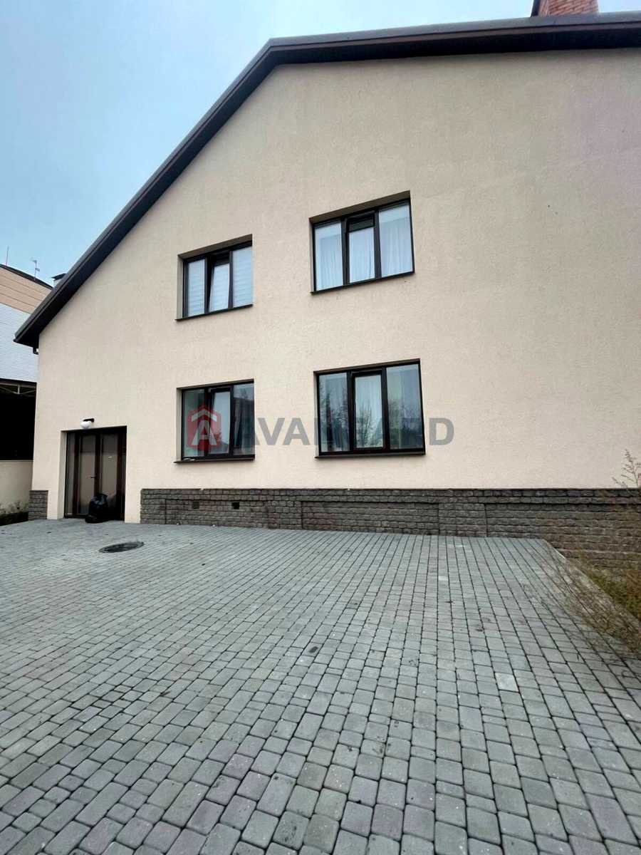 1876481223966509