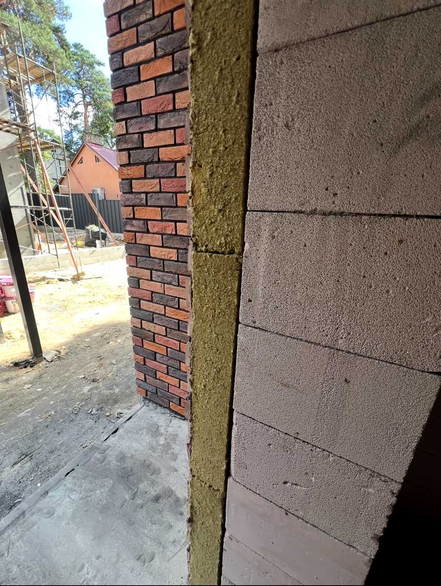 1876482166969351