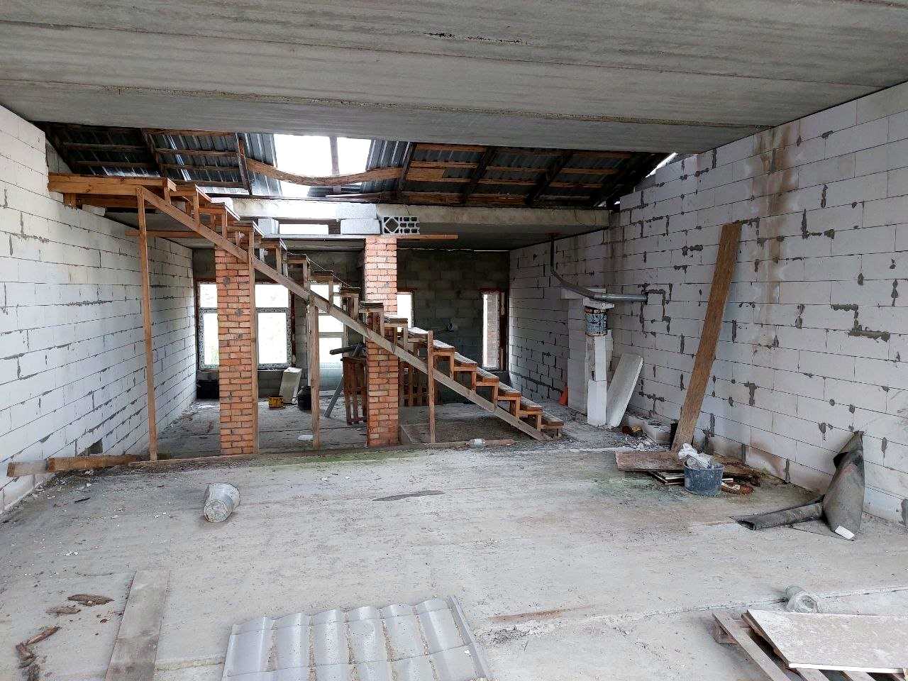 1876483025144206