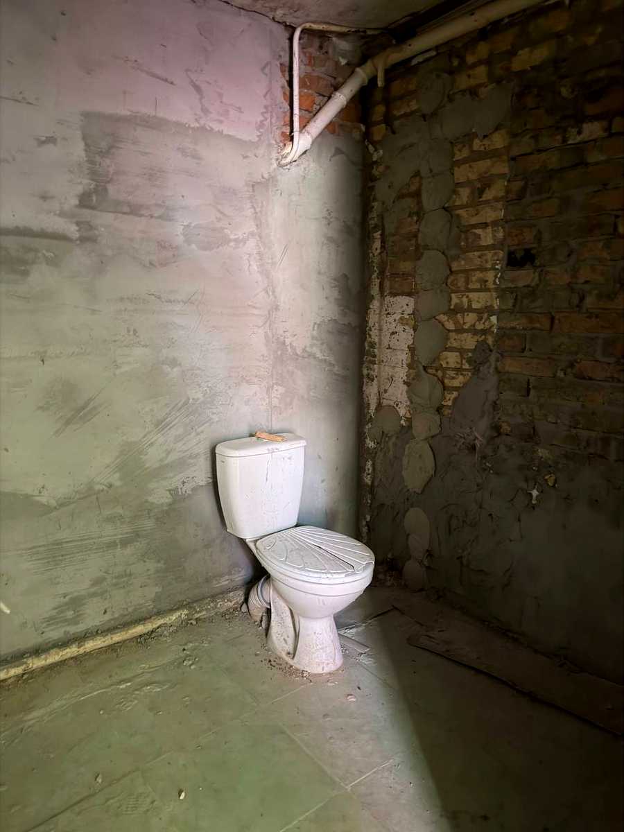 1876483505353641