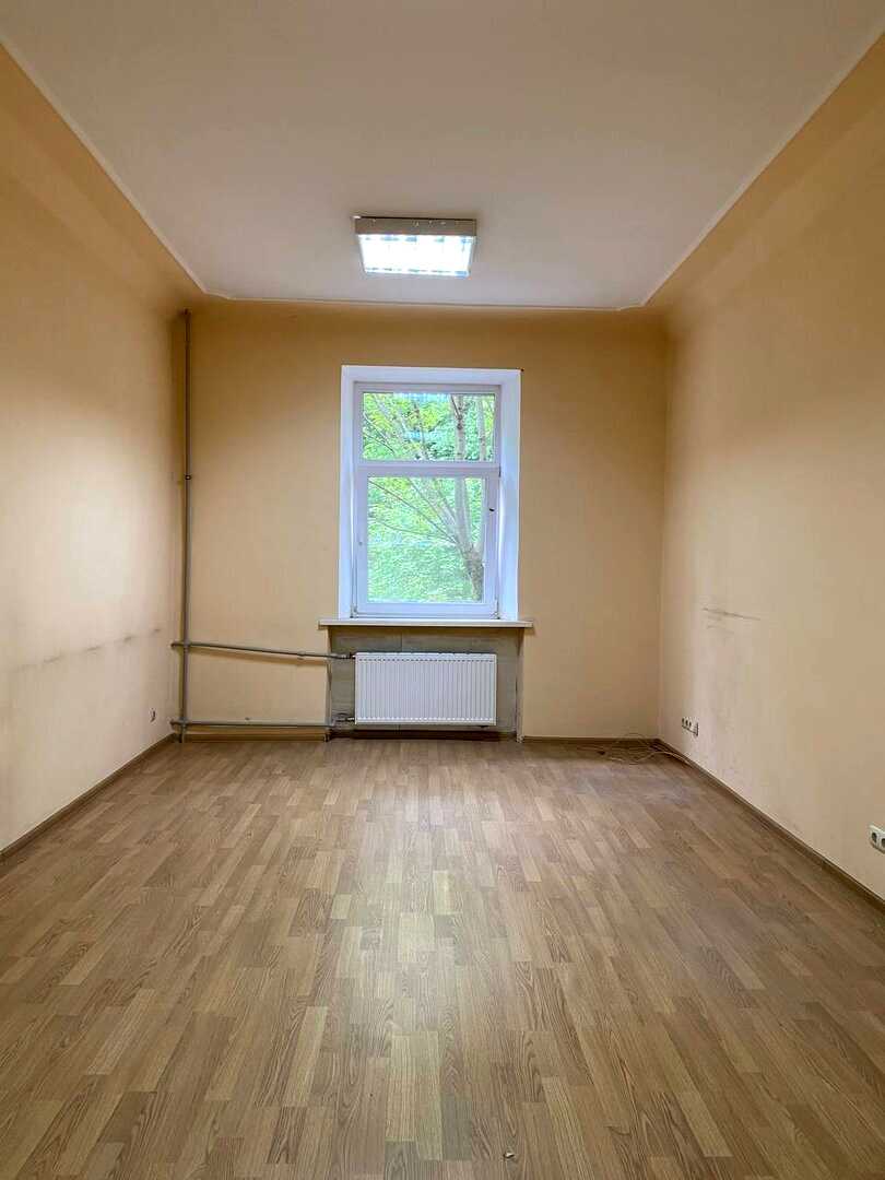 1876483664551962