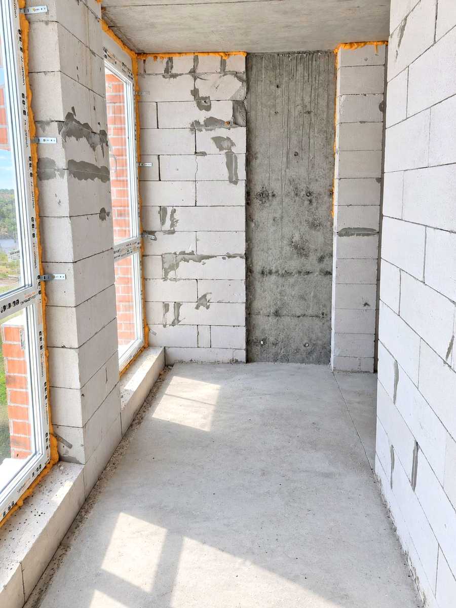 1876484065318672