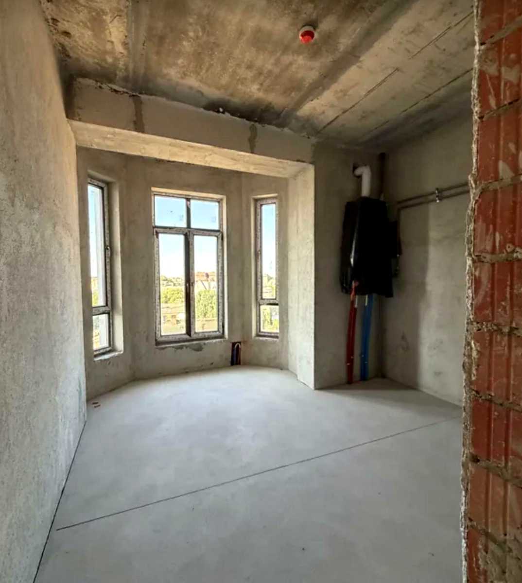 1876485267207358