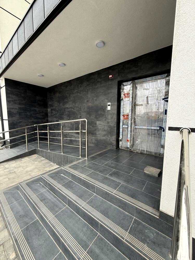 1876485383297124