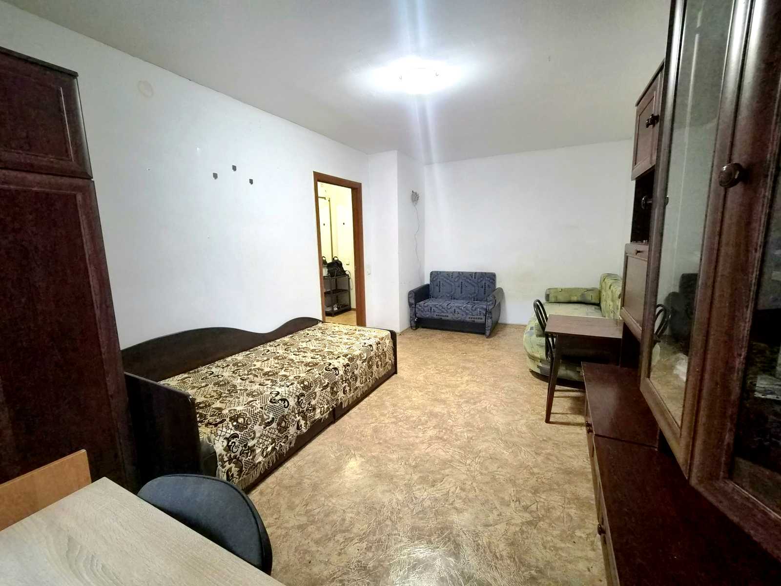 1876485550377703