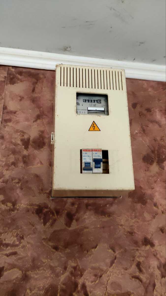 1876485631822271