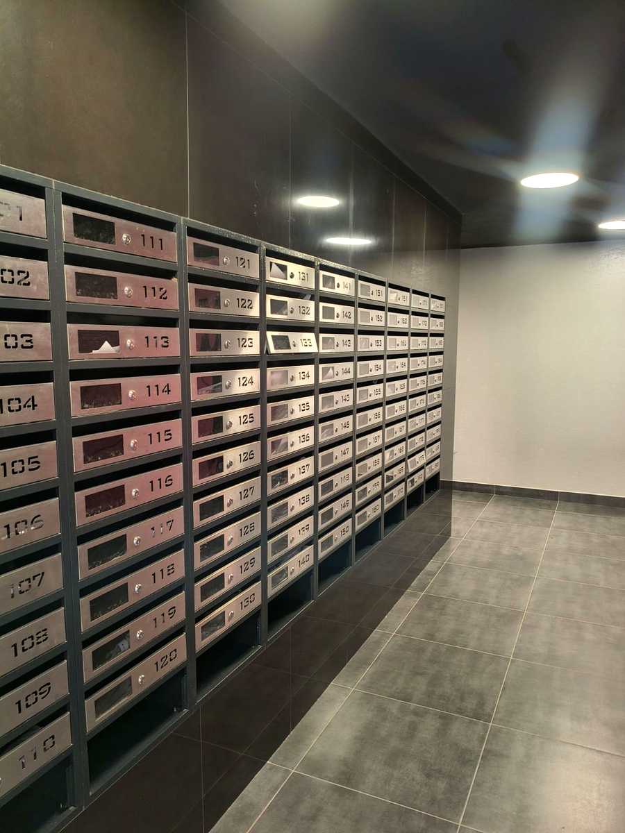 1876485863581683