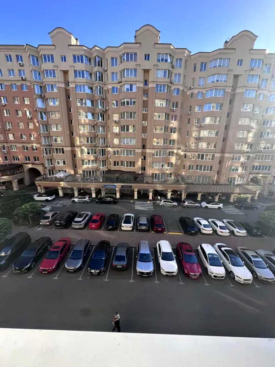 1876486815062570